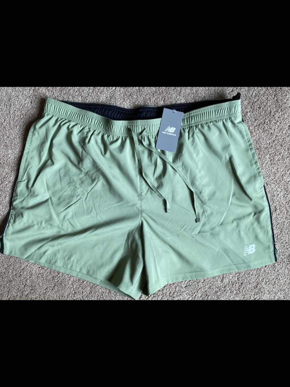 NWT Men’s New Balance Light Sage Green Lined Athletic Shorts Trunks